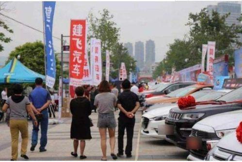 瞧不起买车人的视频,社会偏见与消费观念的碰撞